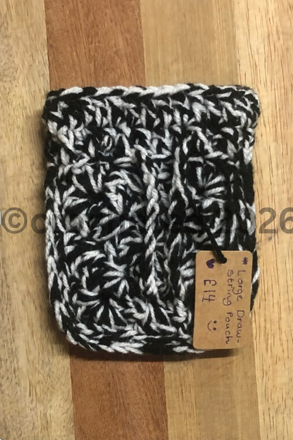 Black & white | drawstring pouch